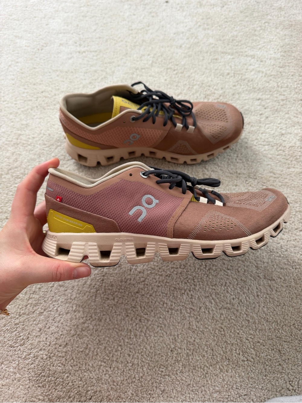 On Running Women's Cloud X Trainers